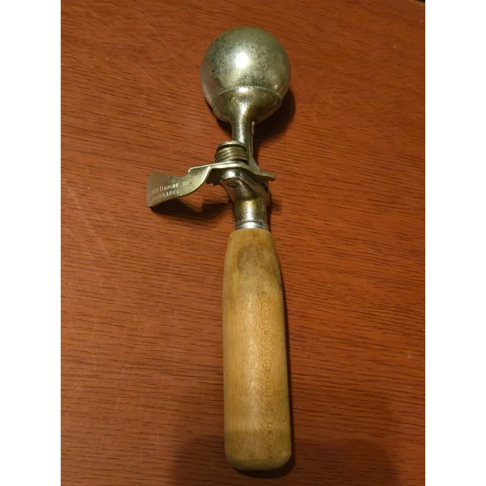 Vintage Arnold Racine Wis No 30 Ice Cream Scoop Wood Handle Pat 1927 Antique